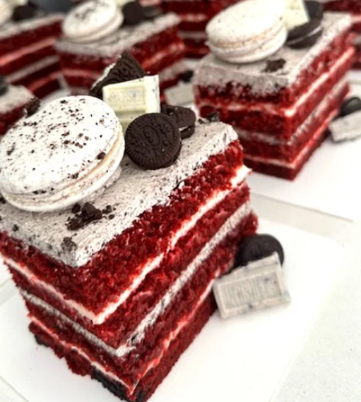 Red Velvet Cookies & Cream