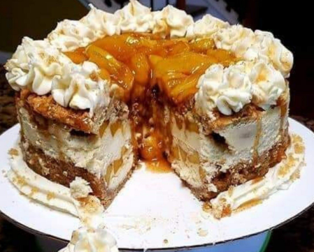 Peach Cobbler Cheesecake